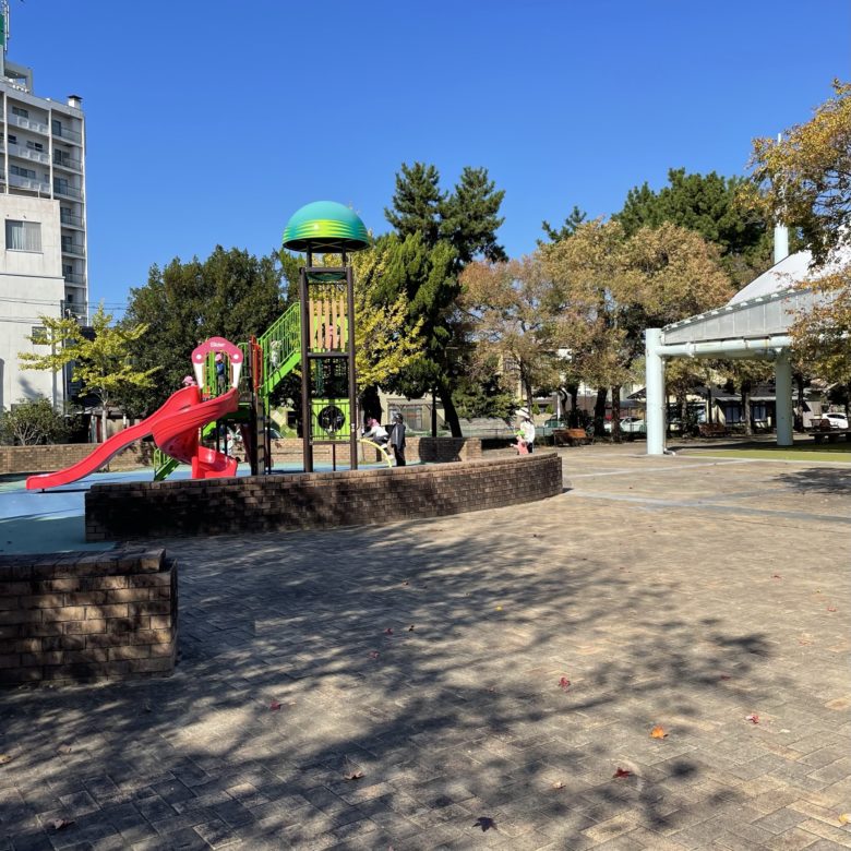 鳥取県米子市の皆生海浜公園の遊具