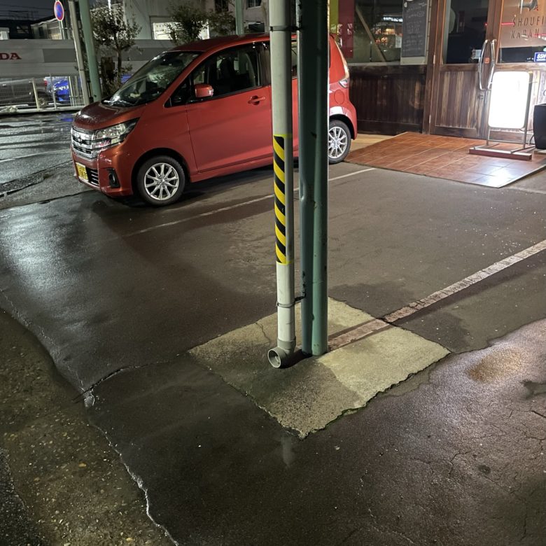 鳥取県鳥取市の「アジパイ(asipai)」の駐車場